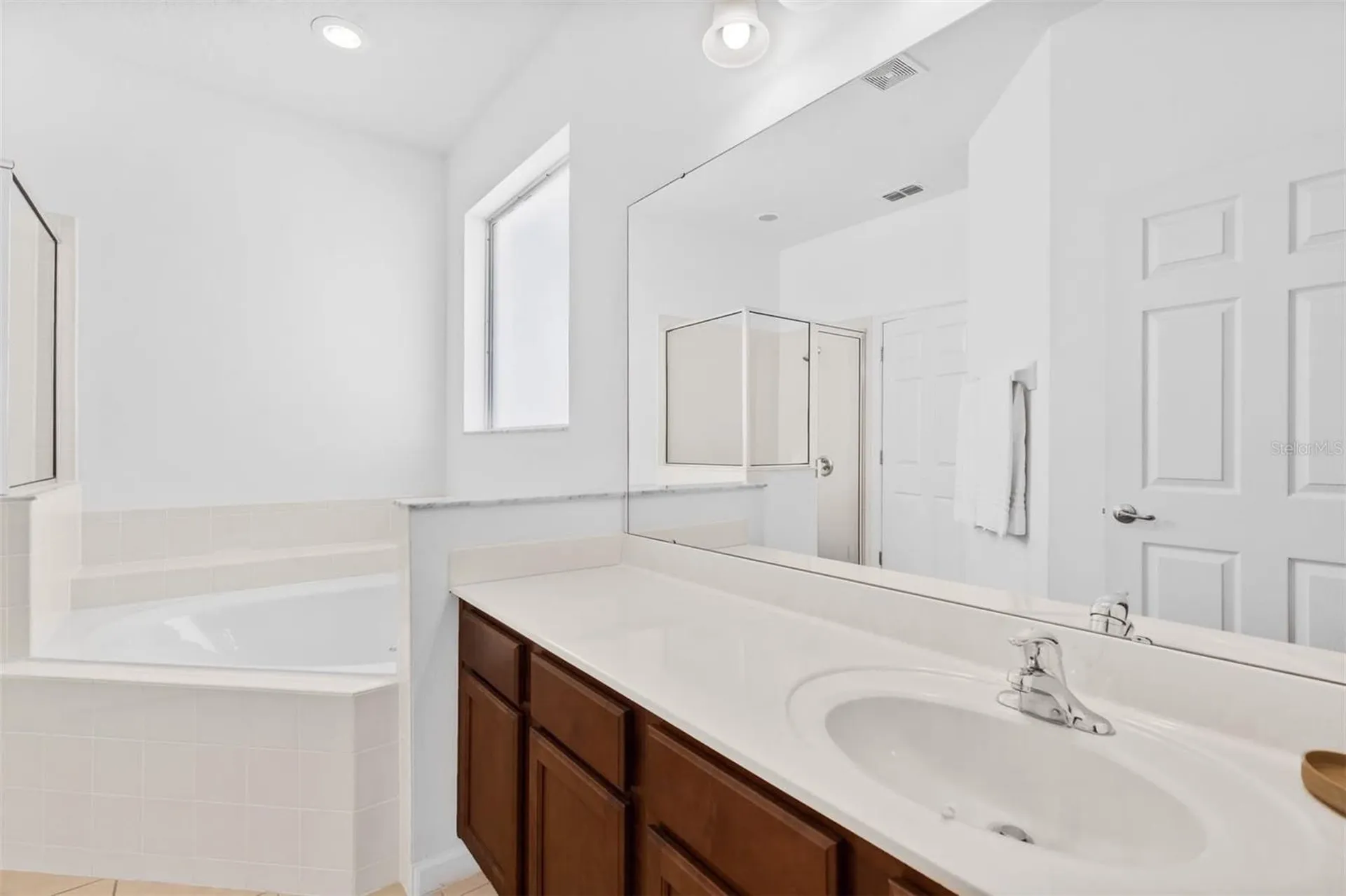411 Cabello Drive Davenport FL 33837