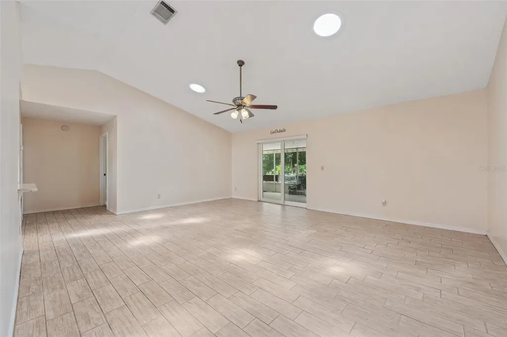 322 Windward Way Davenport FL 33837