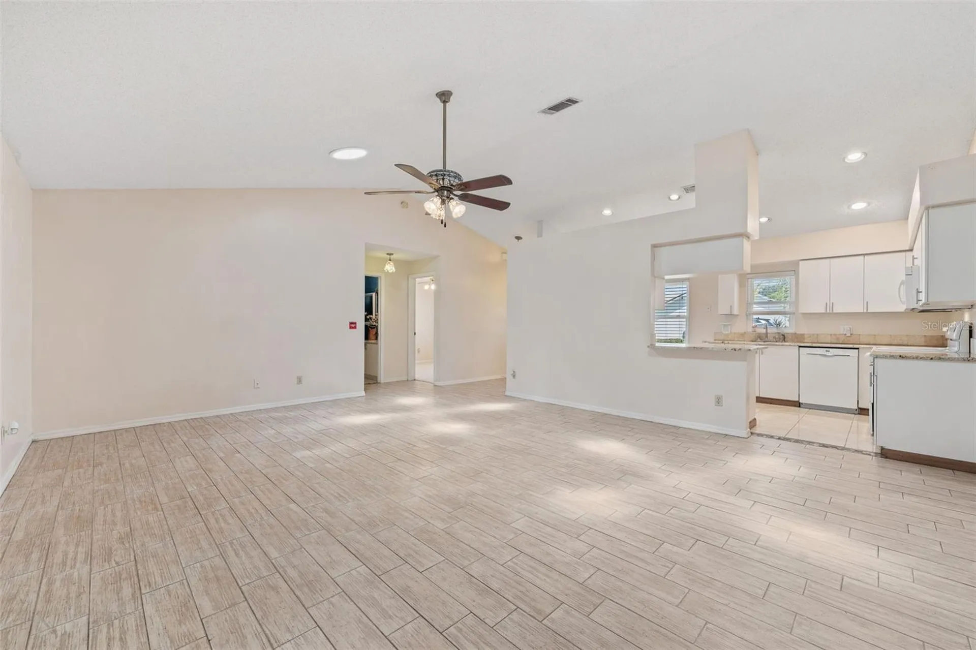 322 Windward Way Davenport FL 33837
