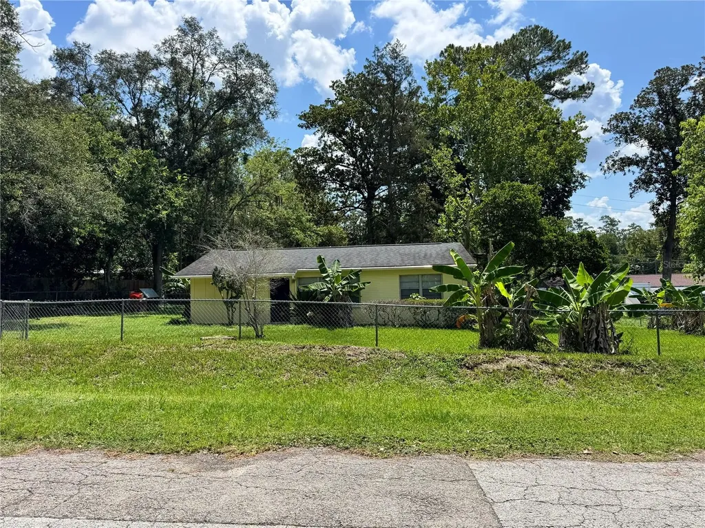 921 NW 55th Terrace Gainesville FL 32605