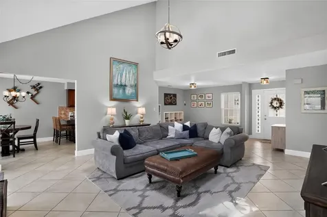 520 Astria Street Altamonte Springs FL 32701