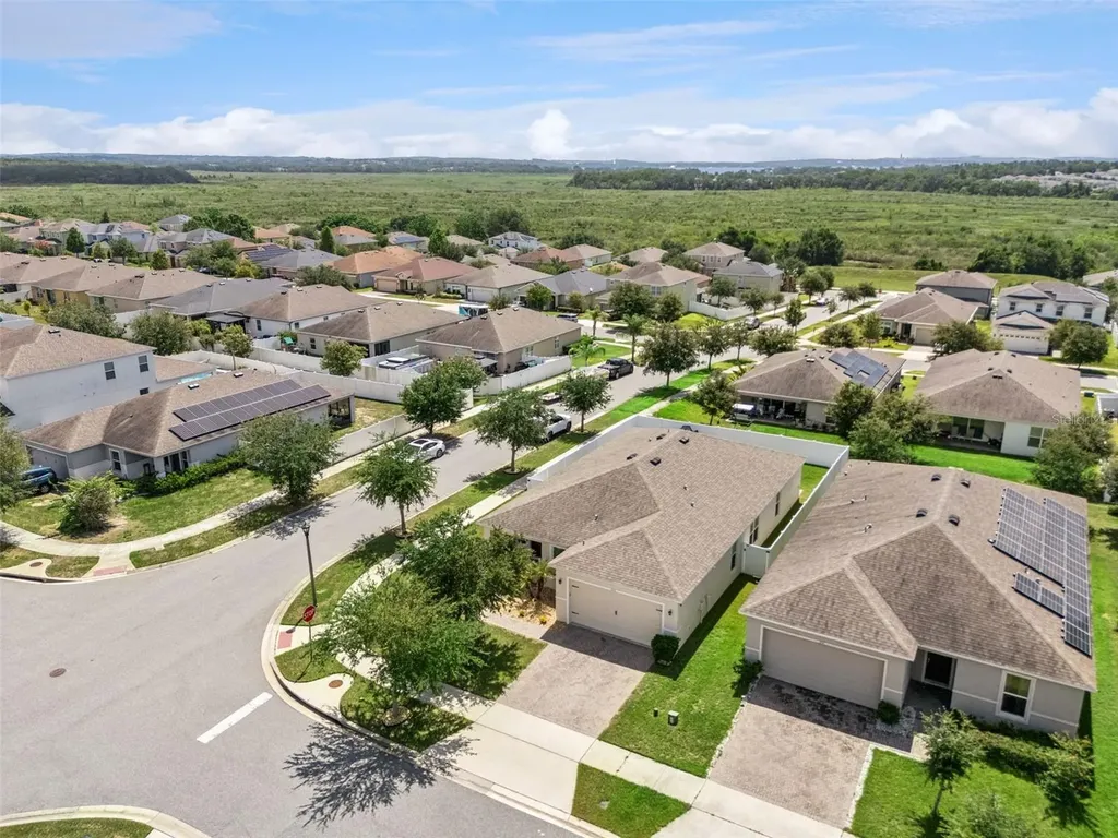 253 Sparrow Hawk Drive Groveland FL 34736