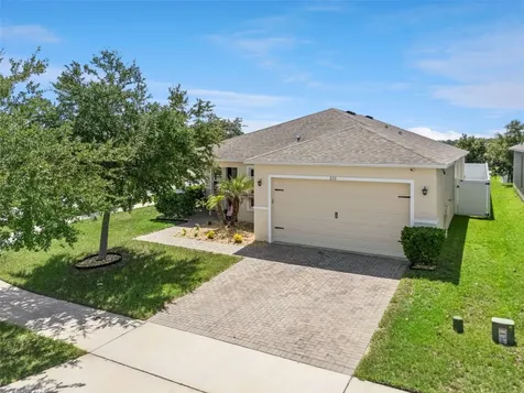 253 Sparrow Hawk Drive Groveland FL 34736