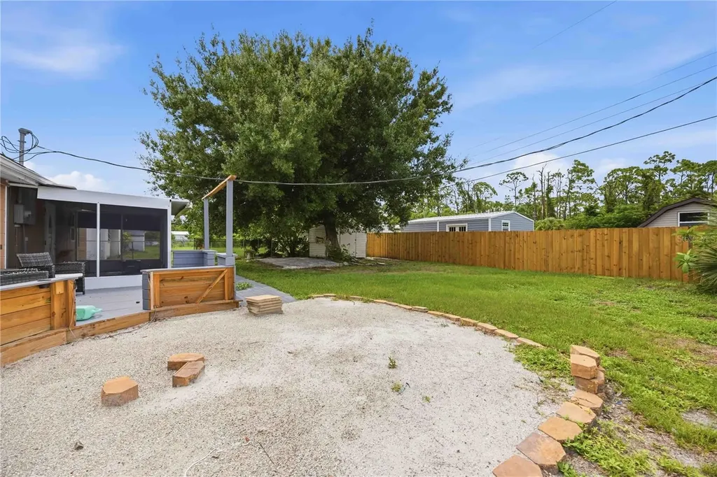 8362 Pelican Road Englewood FL 34224