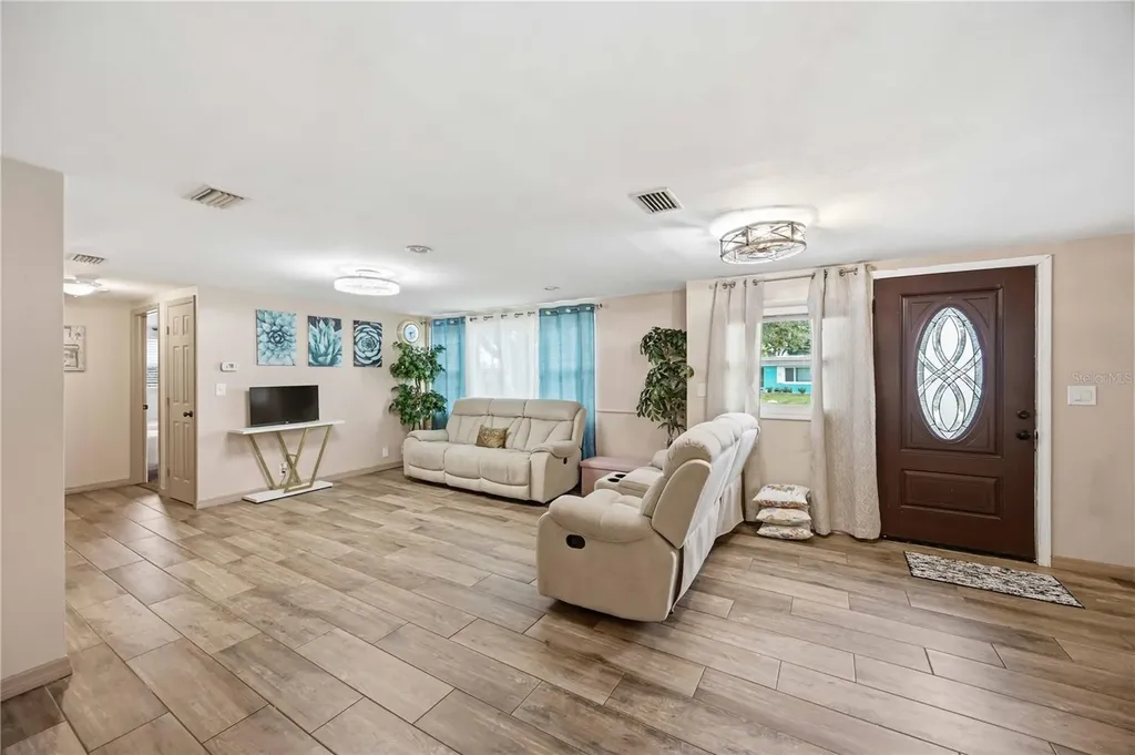 8362 Pelican Road Englewood FL 34224