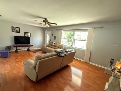 1513 S Keene Road Clearwater FL 33756