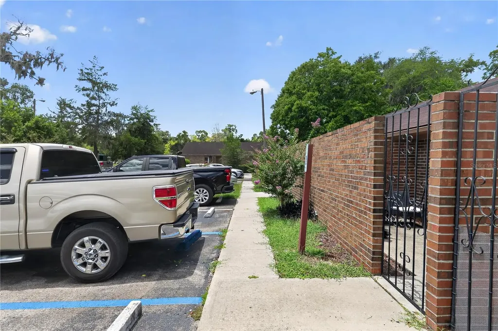 18580 NW 234th Street High Springs FL 32643