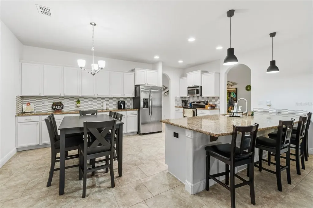 433 Amethyst Avenue Auburndale FL 33823