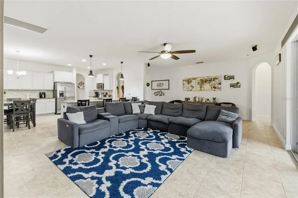 433 Amethyst Avenue Auburndale FL 33823