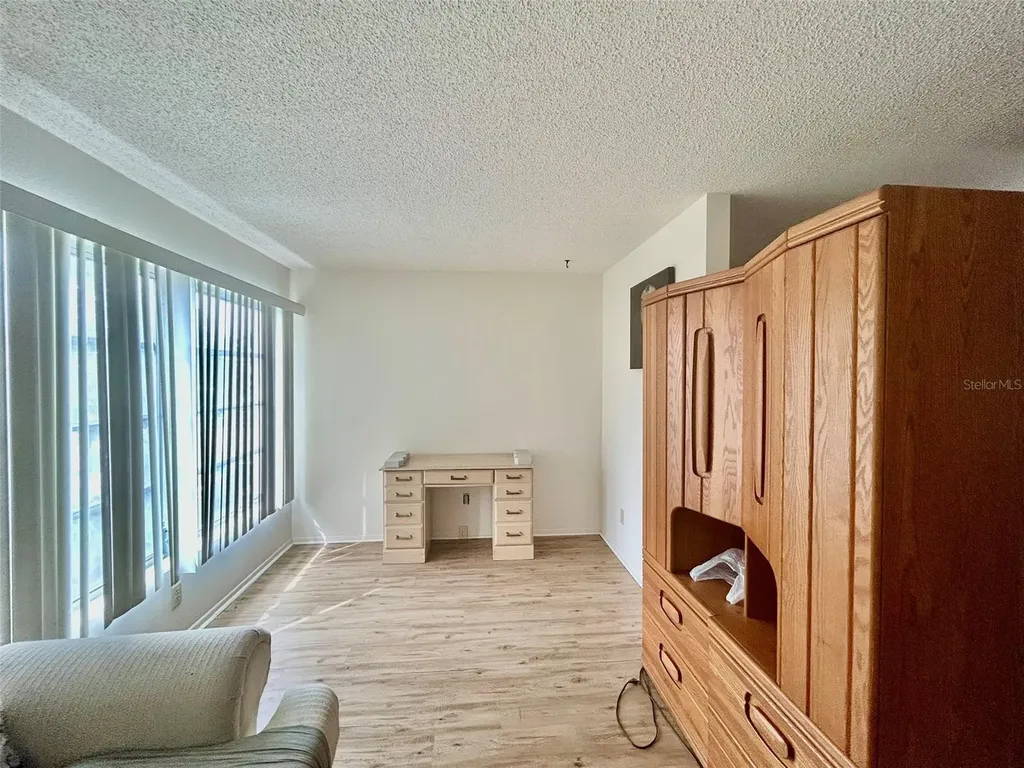 2331 Finlandia Lane Clearwater FL 33763