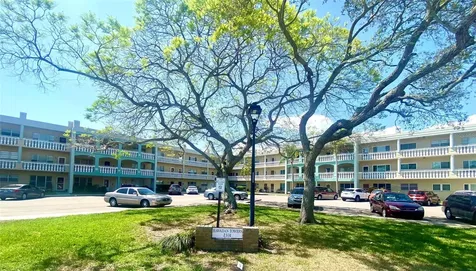2331 Finlandia Lane Clearwater FL 33763