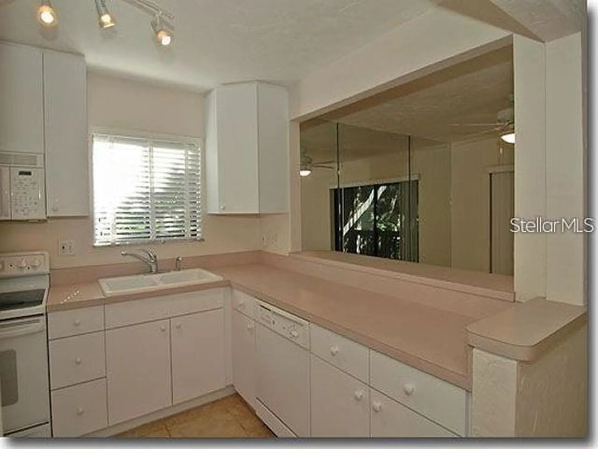 1508 Pelican Cove Road Sarasota FL 34231