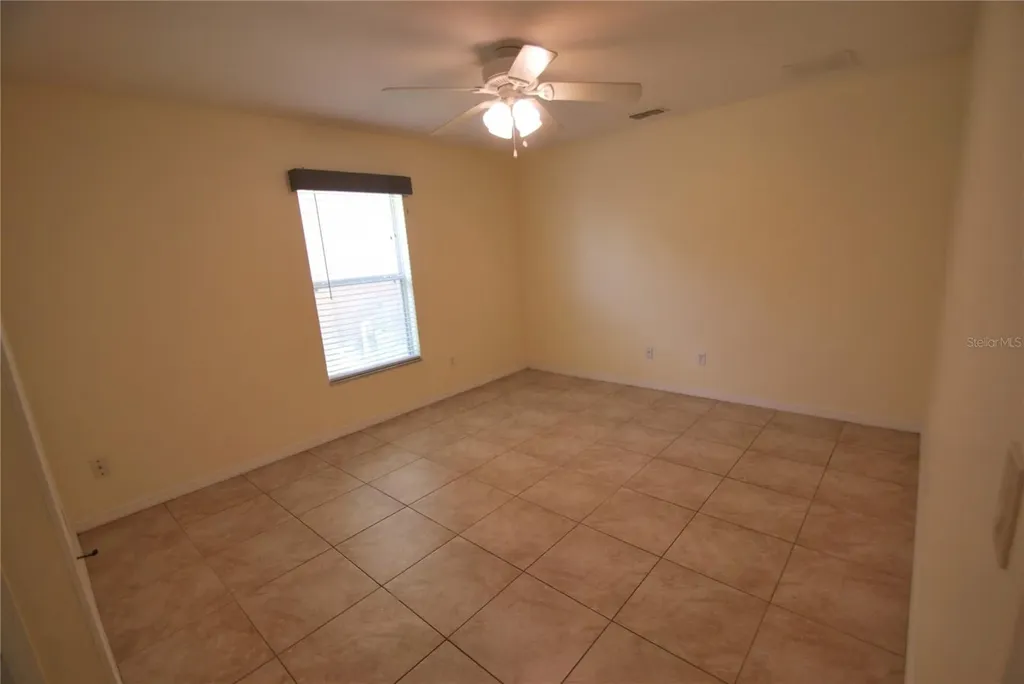 217 Robin Road Davenport FL 33896
