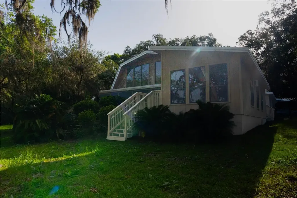 122 Cowpen Lane Hawthorne FL 32640