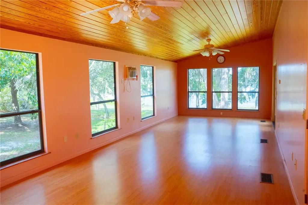 122 Cowpen Lane Hawthorne FL 32640