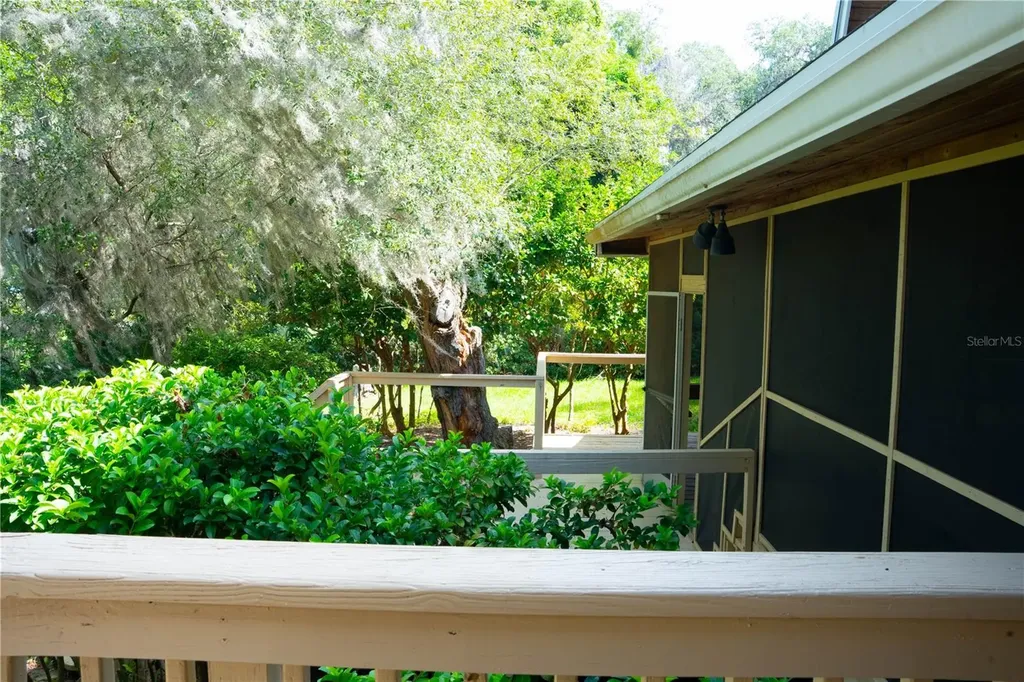122 Cowpen Lane Hawthorne FL 32640