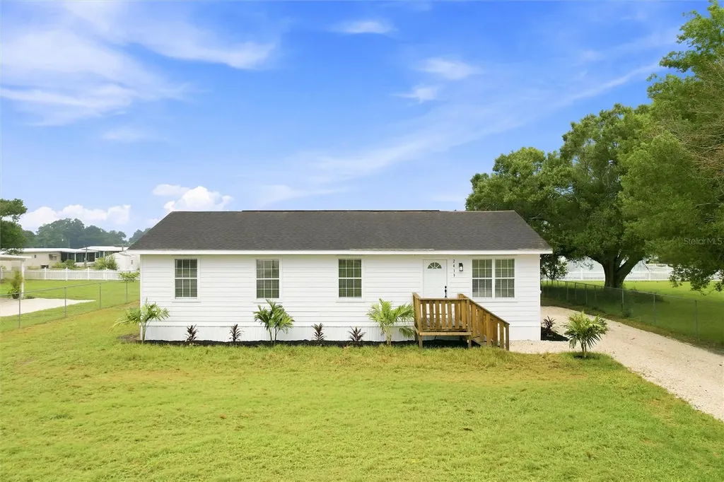 2419 SW Hillsborough Avenue Arcadia FL 34266