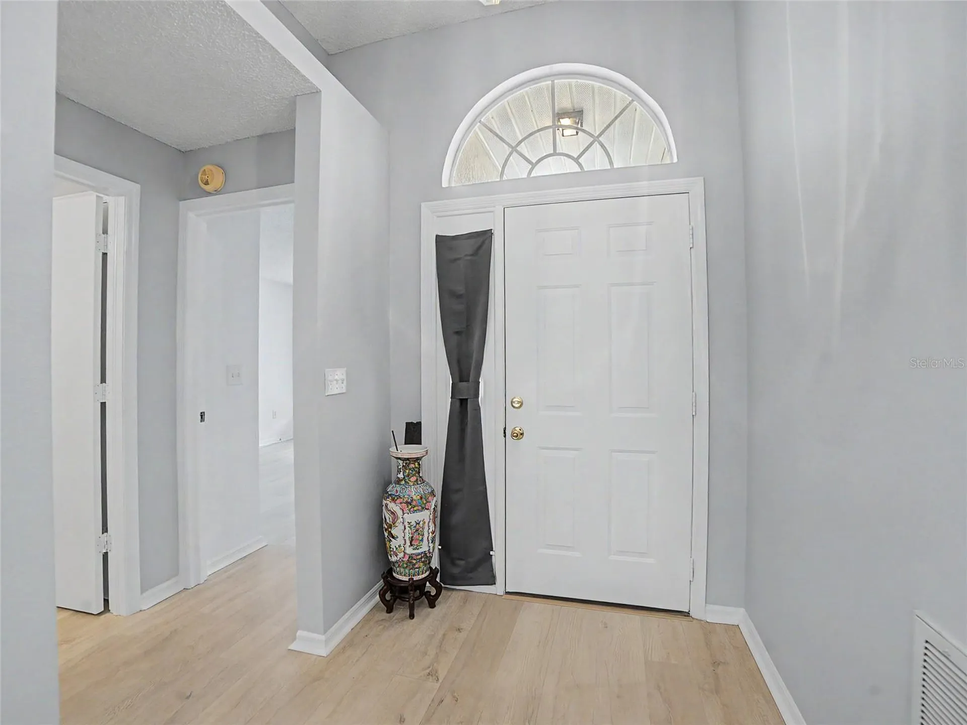 2005 Gardenia Landings Lane Sun City Center FL 33573