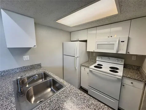 1901 5th Street W Bradenton FL 34205