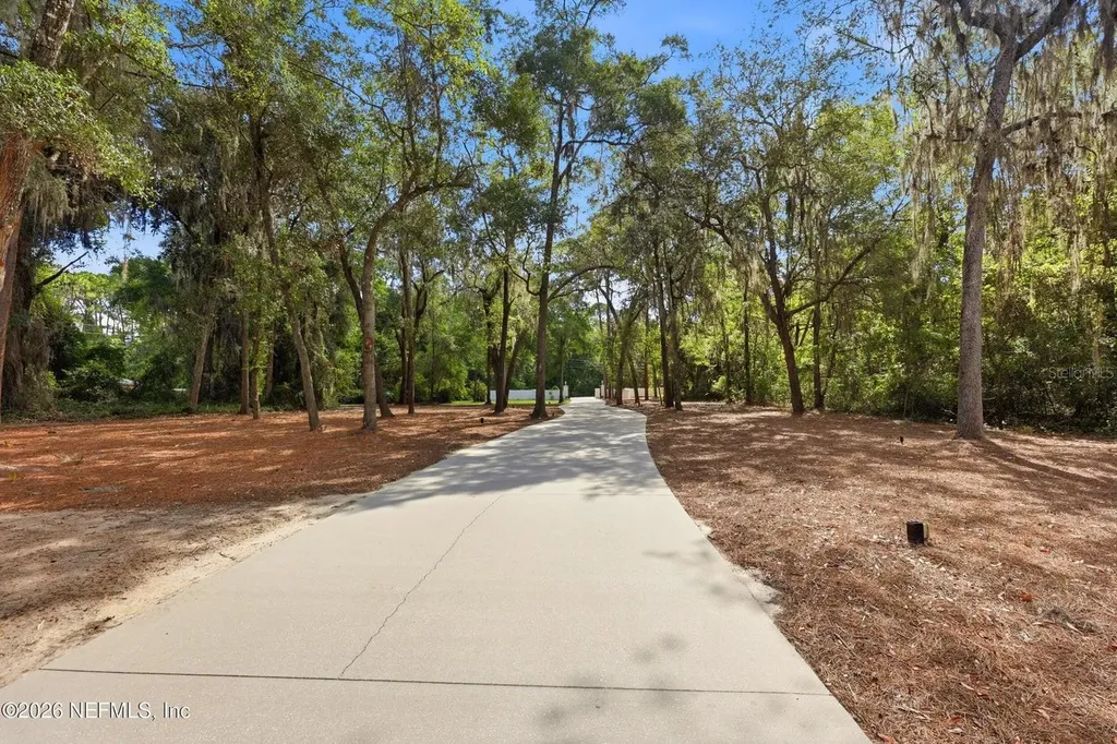 3260 County Road 209 Green Cove Springs FL 32043