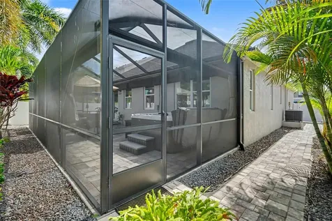 7703 S Sparkman Street Tampa FL 33616
