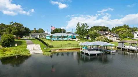 6704 Winterset Gardens Road Winter Haven FL 33884