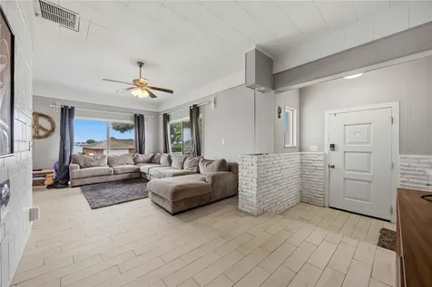 6704 Winterset Gardens Road Winter Haven FL 33884