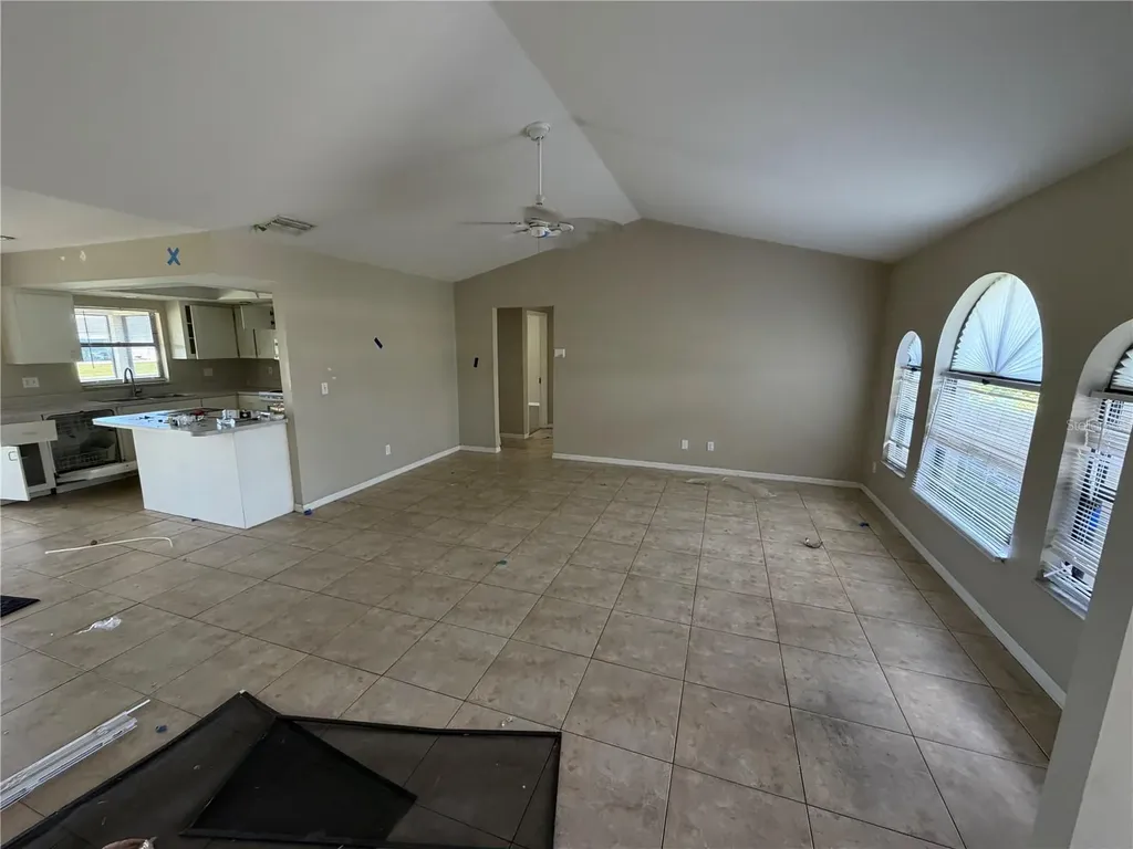 808 SW 7th Terrace Cape Coral FL 33991
