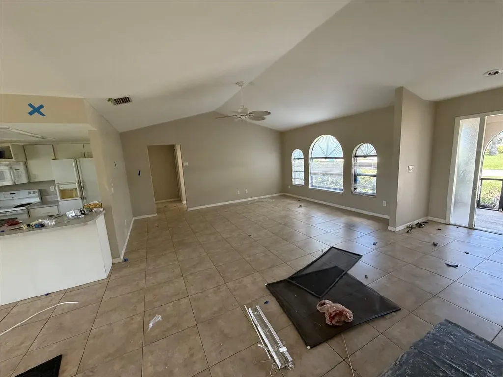 808 SW 7th Terrace Cape Coral FL 33991