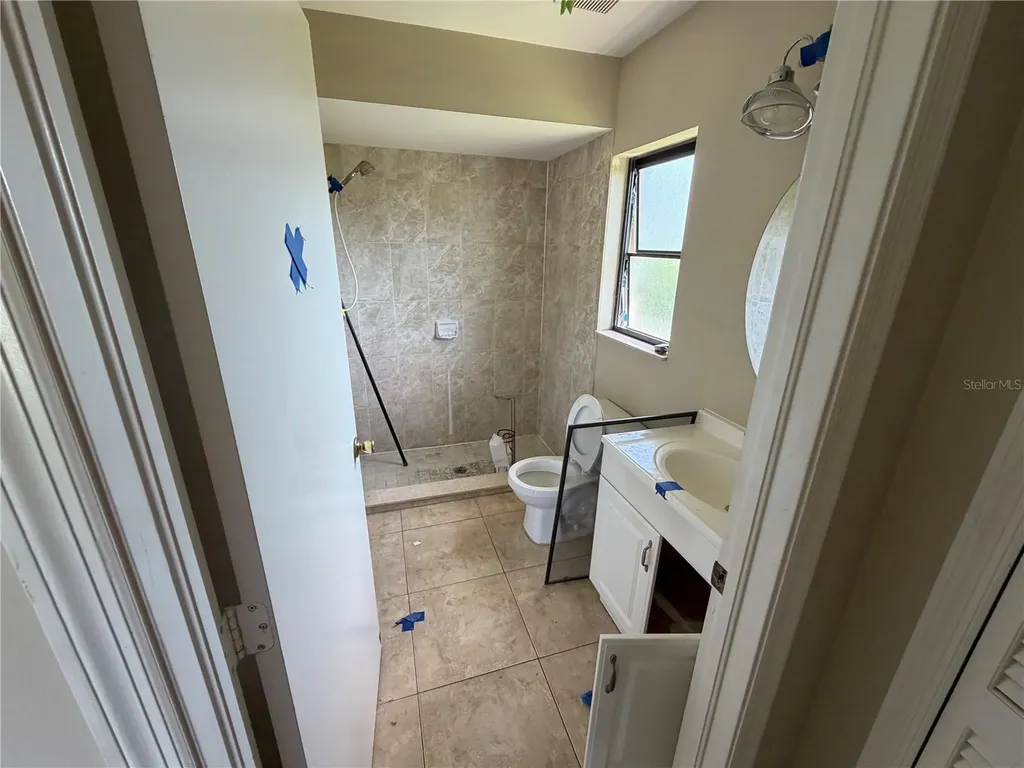 808 SW 7th Terrace Cape Coral FL 33991