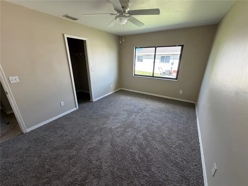 808 SW 7th Terrace Cape Coral FL 33991