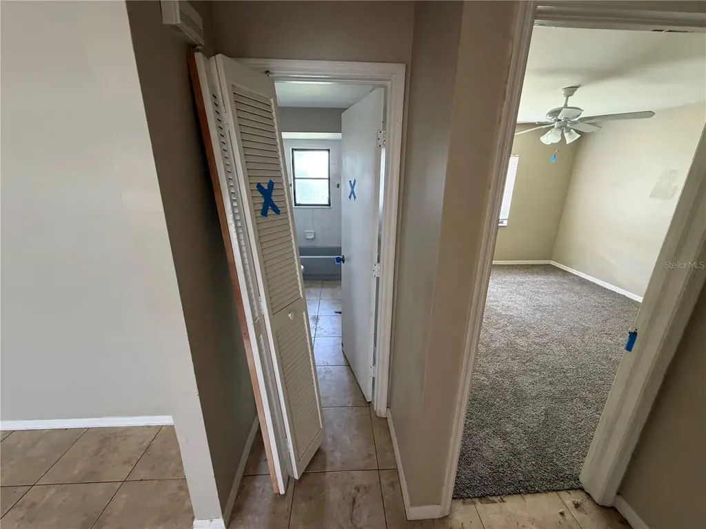808 SW 7th Terrace Cape Coral FL 33991