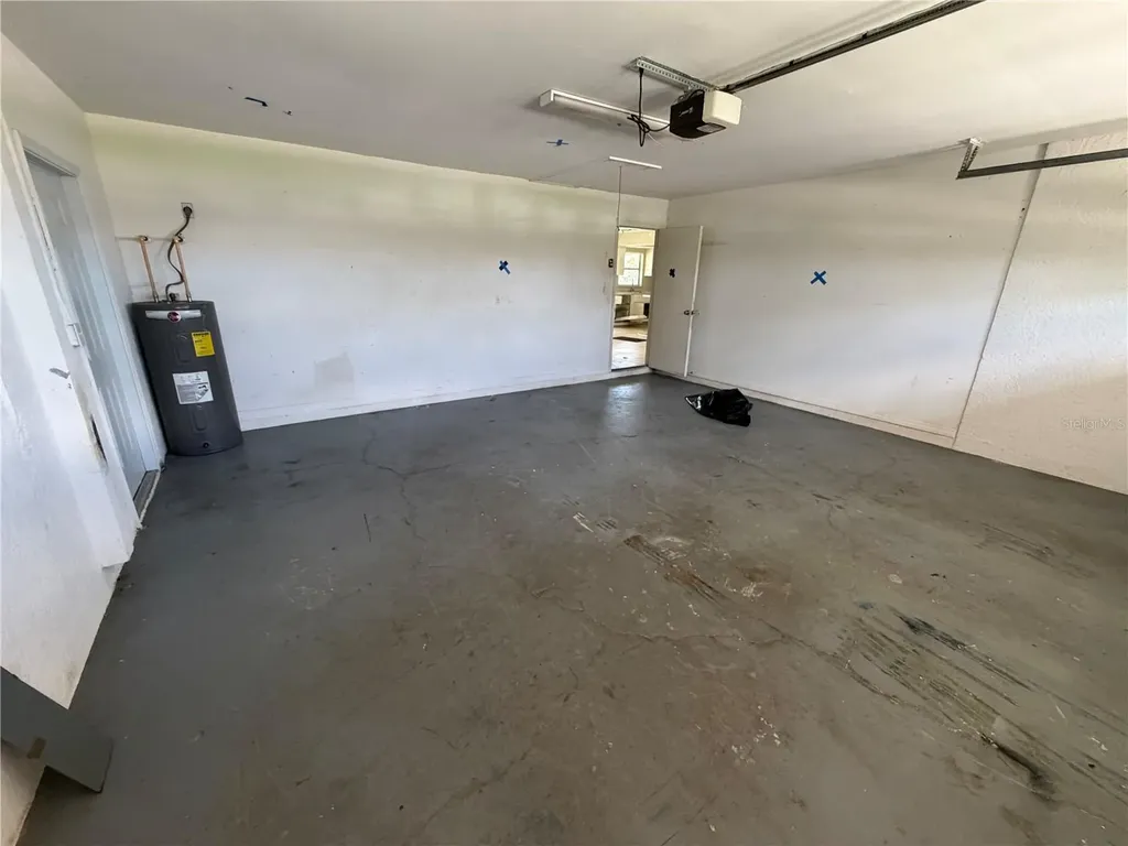 808 SW 7th Terrace Cape Coral FL 33991