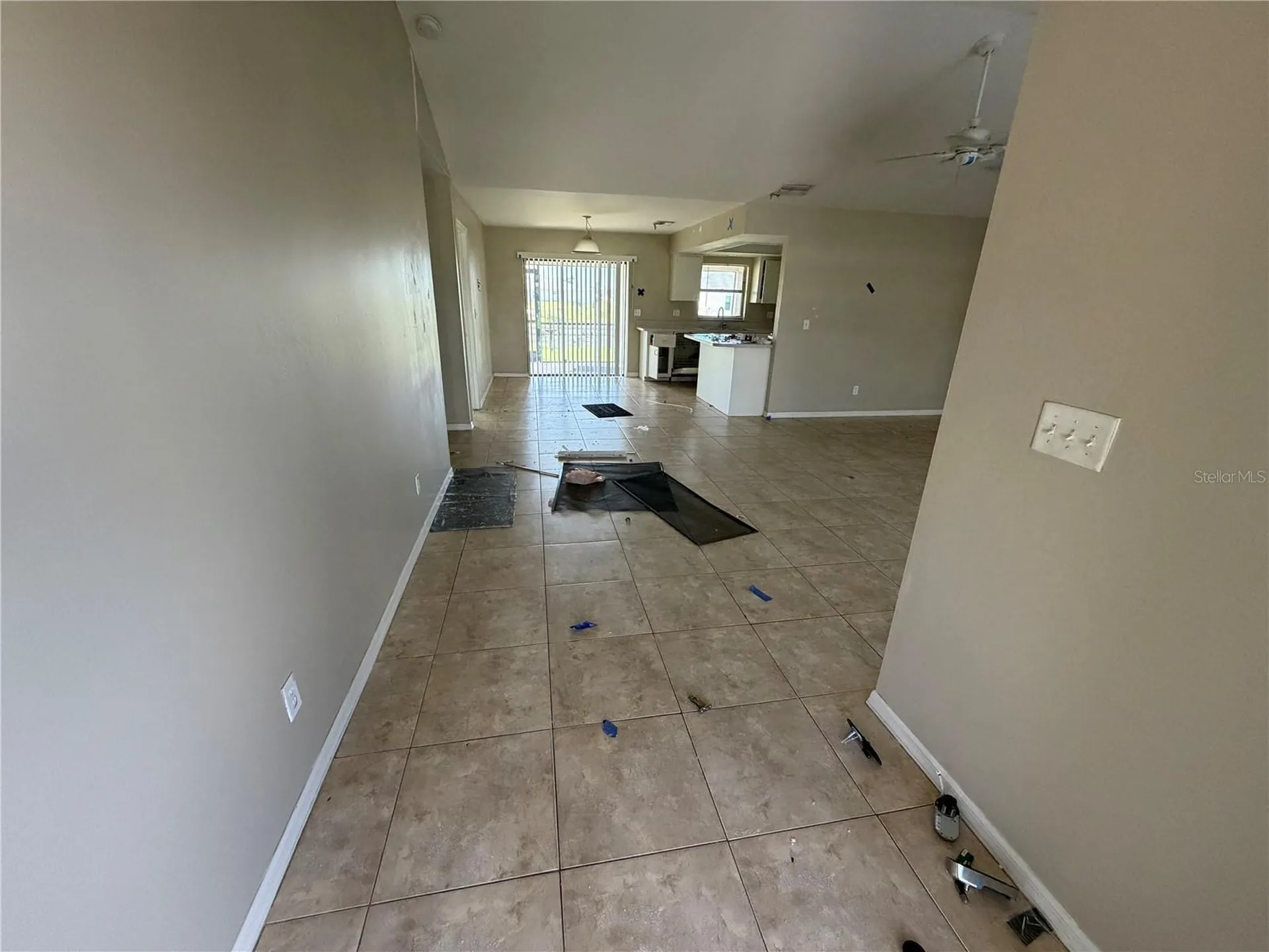 808 SW 7th Terrace Cape Coral FL 33991