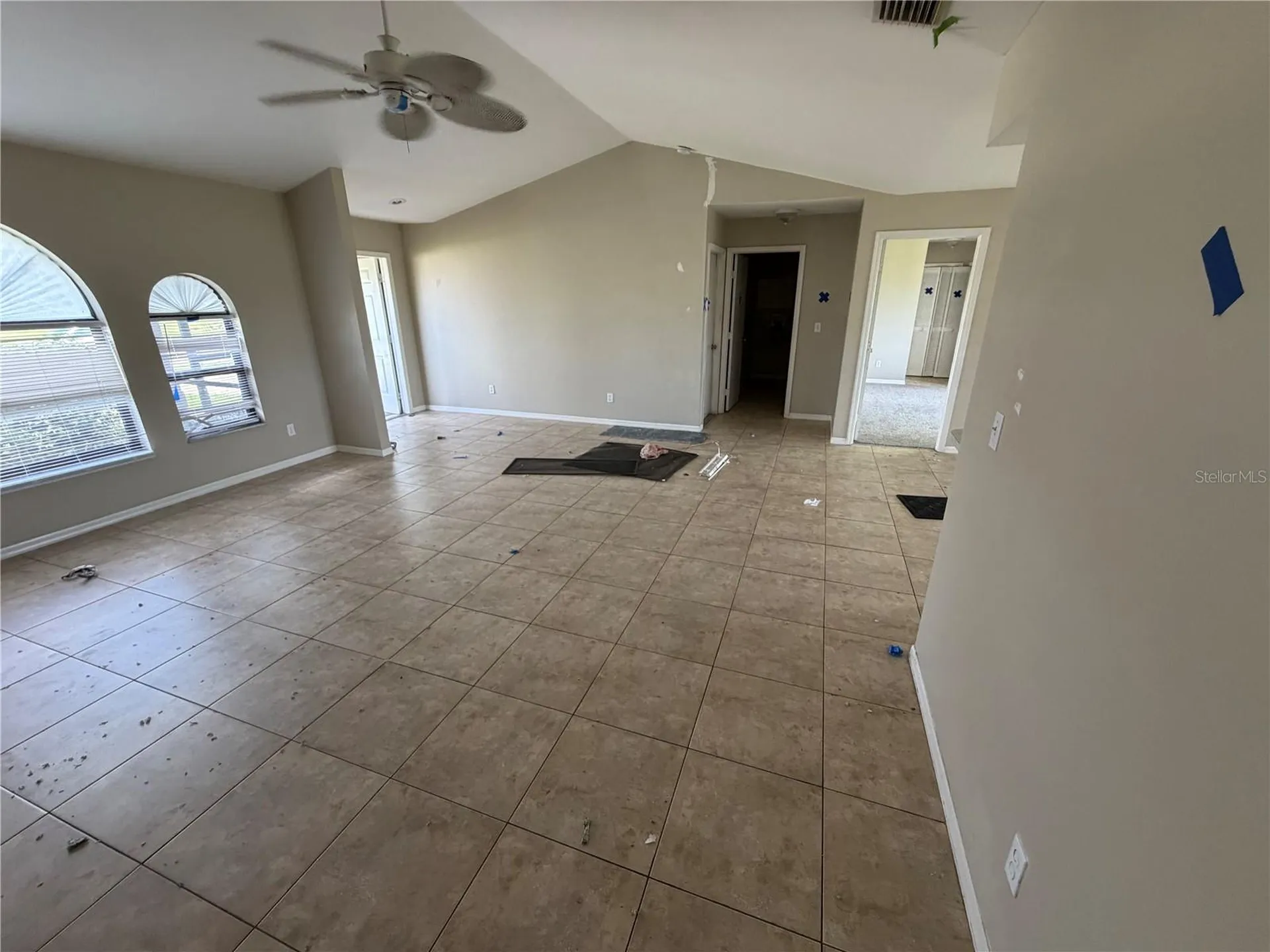 808 SW 7th Terrace Cape Coral FL 33991