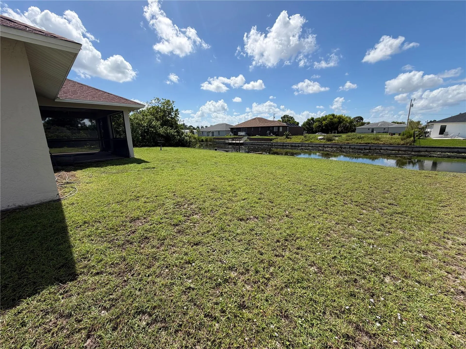 808 SW 7th Terrace Cape Coral FL 33991