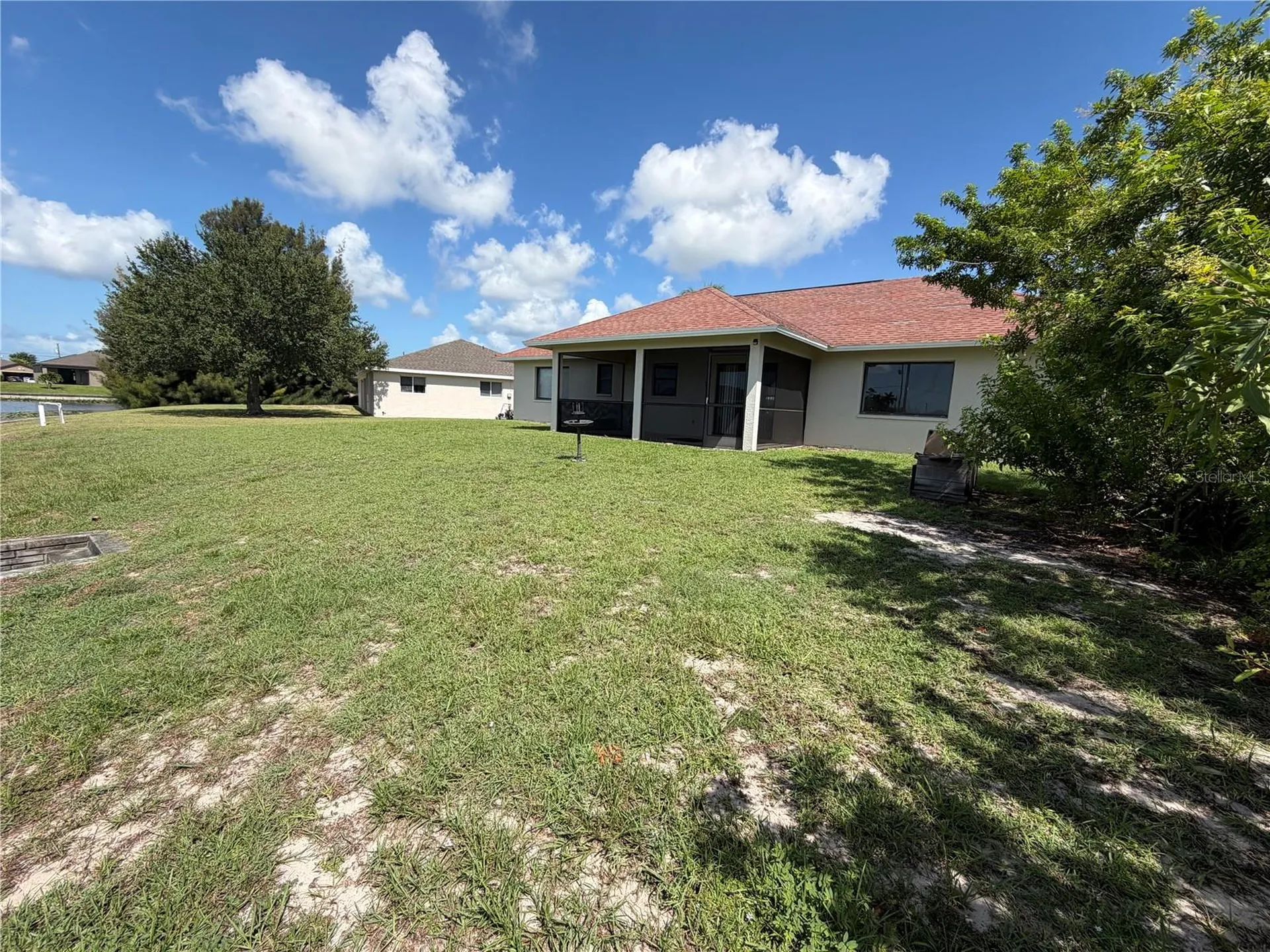 808 SW 7th Terrace Cape Coral FL 33991