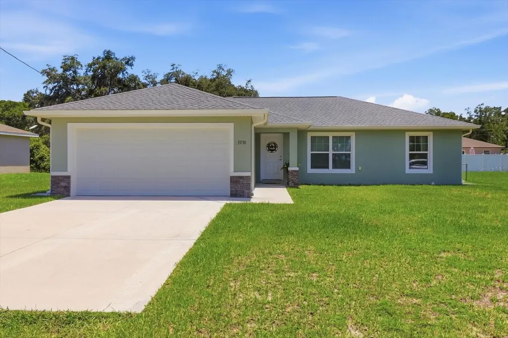13730 SW 102nd Street Dunnellon FL 34432