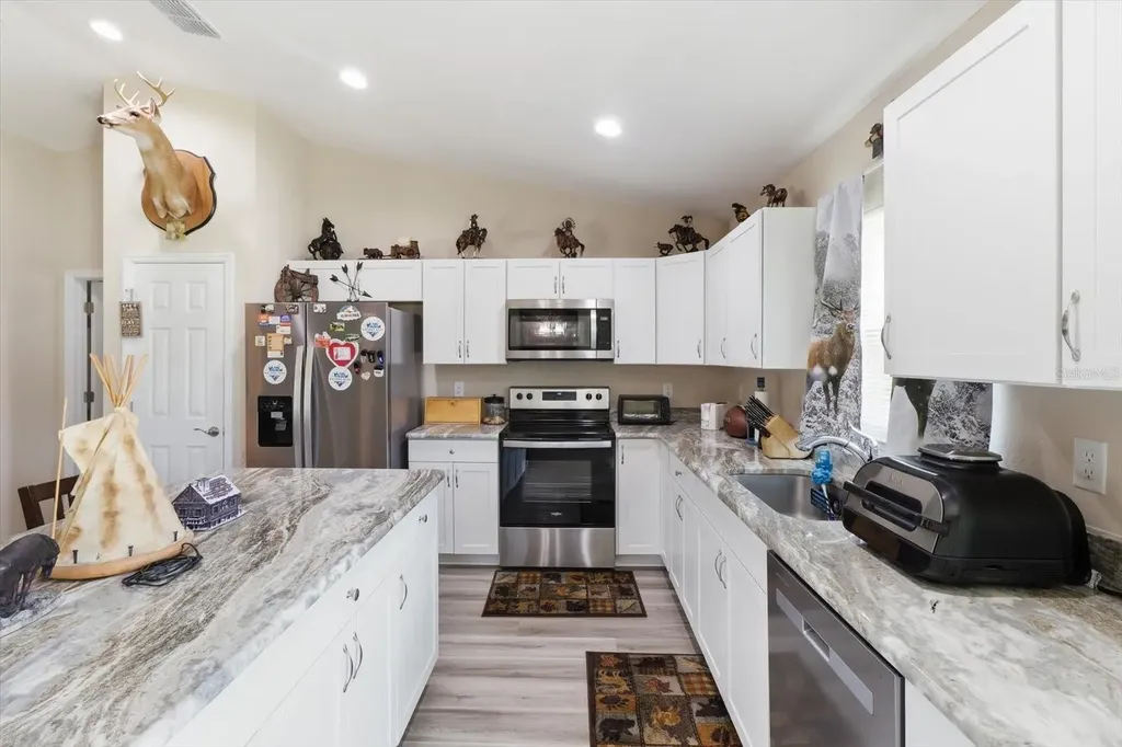 13730 SW 102nd Street Dunnellon FL 34432