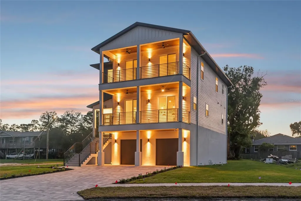 96 Shore Drive Tarpon Springs FL 34689