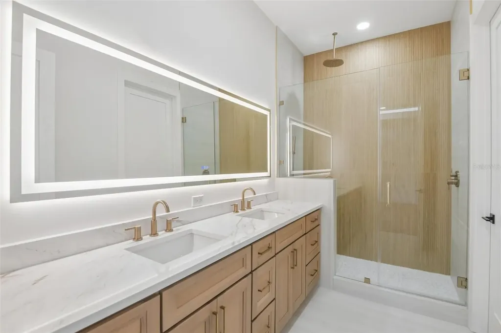 96 Shore Drive Tarpon Springs FL 34689