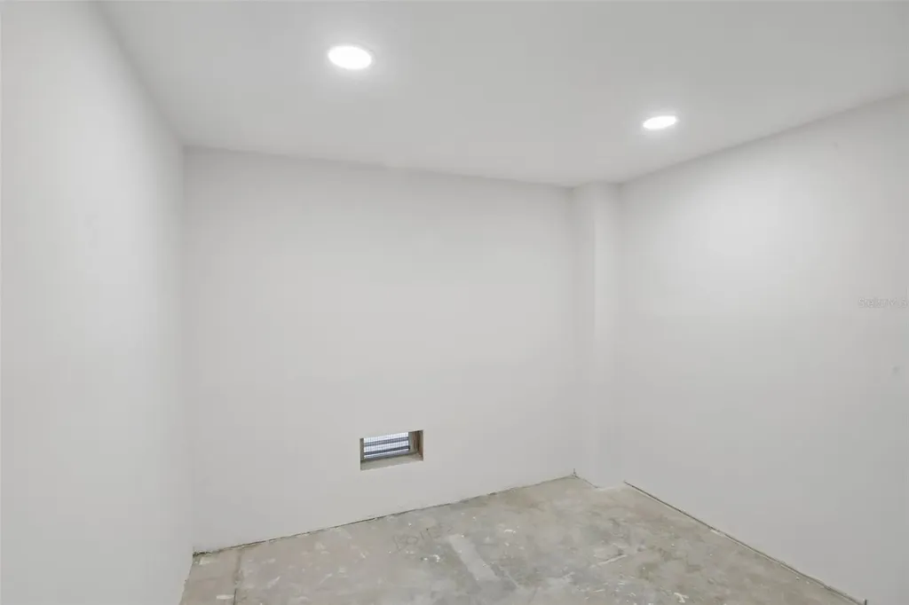 96 Shore Drive Tarpon Springs FL 34689