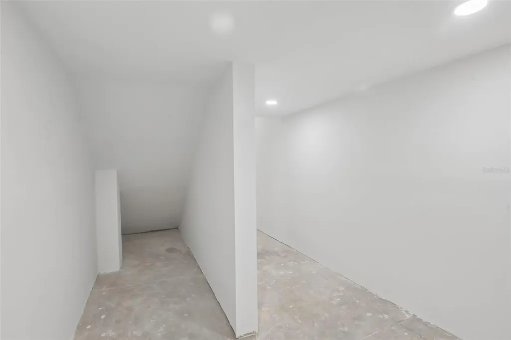 96 Shore Drive Tarpon Springs FL 34689