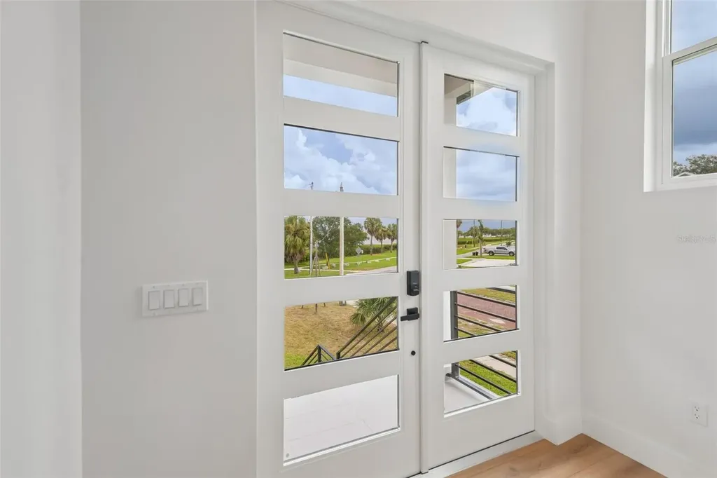 96 Shore Drive Tarpon Springs FL 34689