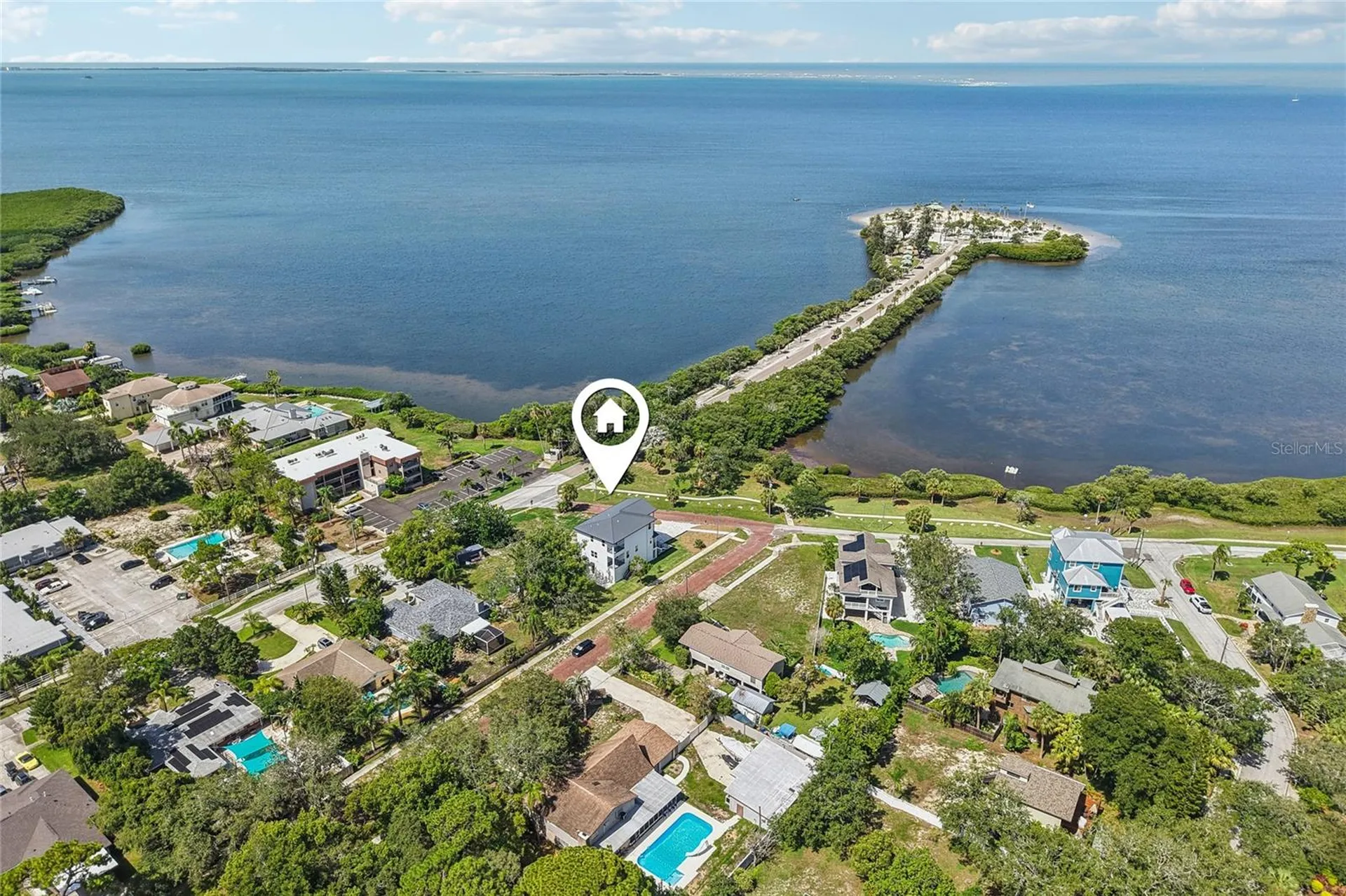 96 Shore Drive Tarpon Springs FL 34689