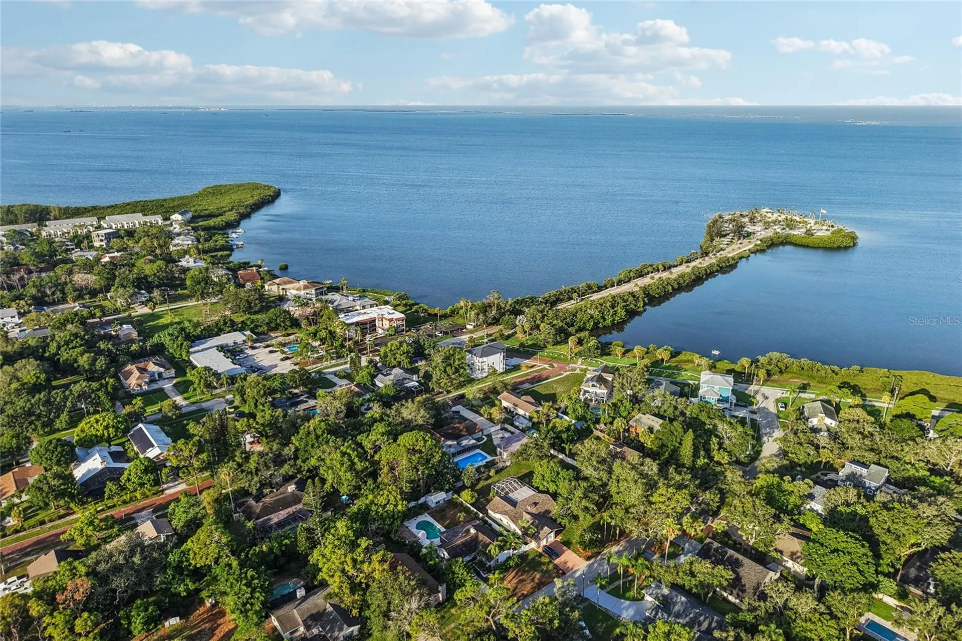 96 Shore Drive Tarpon Springs FL 34689