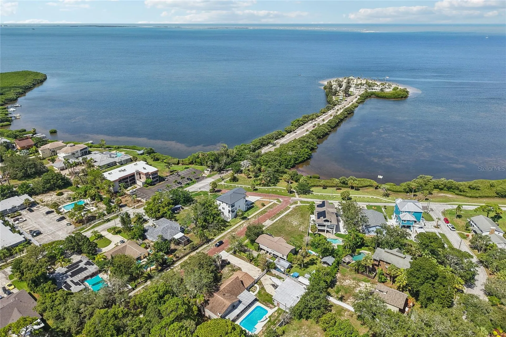 96 Shore Drive Tarpon Springs FL 34689