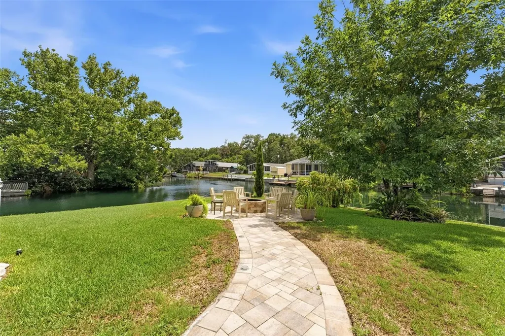 6355 Sebring Street Weeki Wachee FL 34607