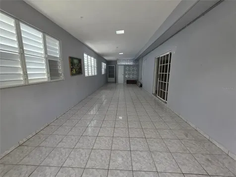 638 Km 3.5 Bo Arrenalejos Arecibo PR 00612