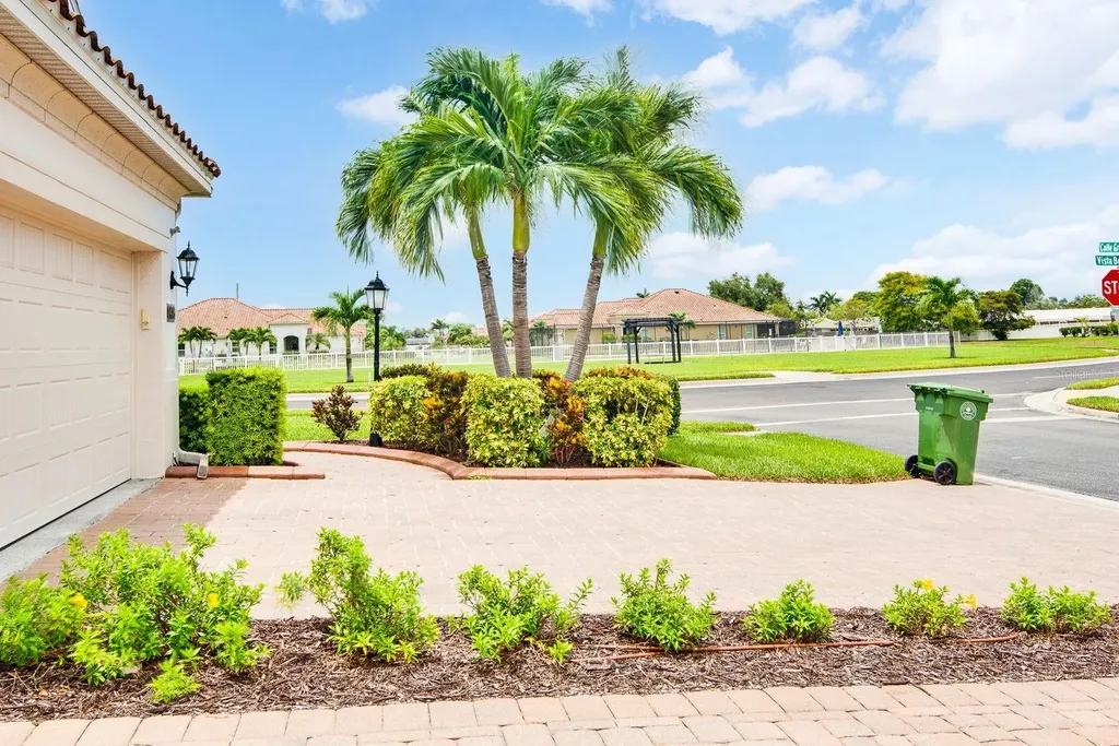 1418 Calle Grand Street Bradenton FL 34209